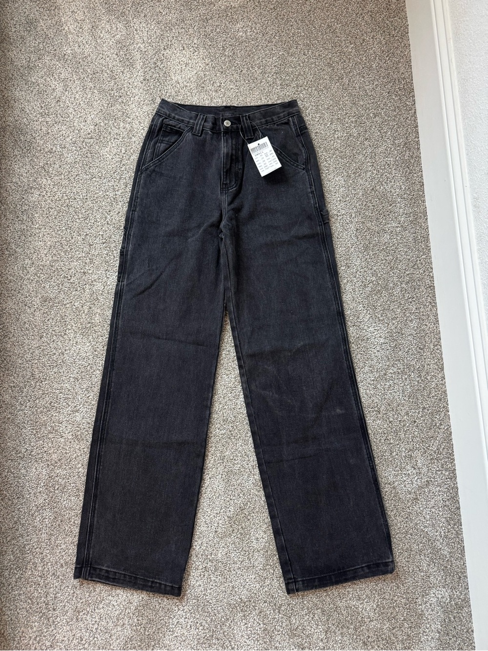 BRAND NEW- Brandy Melville Black Straight-Leg Cargo Jeans